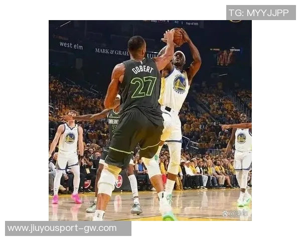 勇士今日对阵灰熊首发阵容揭晓库里领衔波杰姆斯基巴特勒库明加格林出战