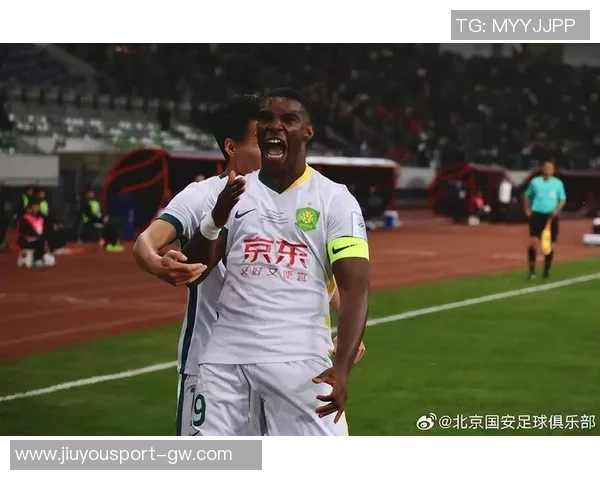 国安球迷热情助阵足协杯期待现场见证球队夺冠铁路出行服务便捷无忧 国安球迷热情助阵足协杯期待现场见证球队夺冠铁路出行服务便捷无忧